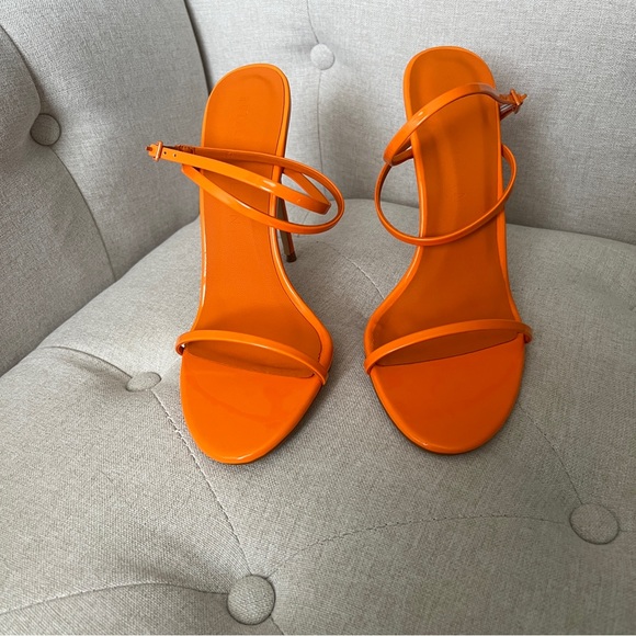 Billini NIB orange patent heels size 9 - Picture 6 of 6